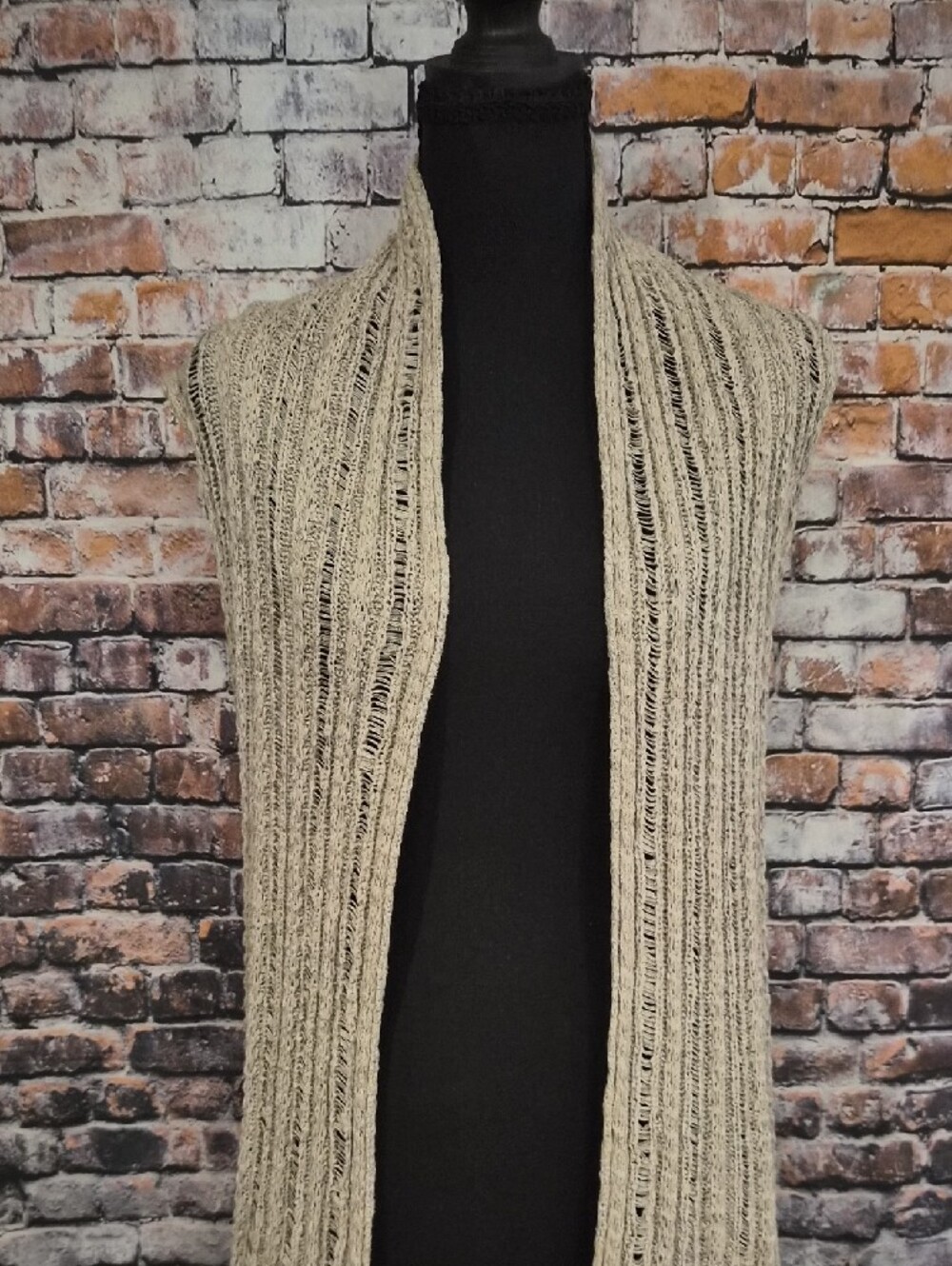 BCBGMaxAzria Sleeveless Ribbed Open-Front Cardigan - Taupe - Picture 3 of 9